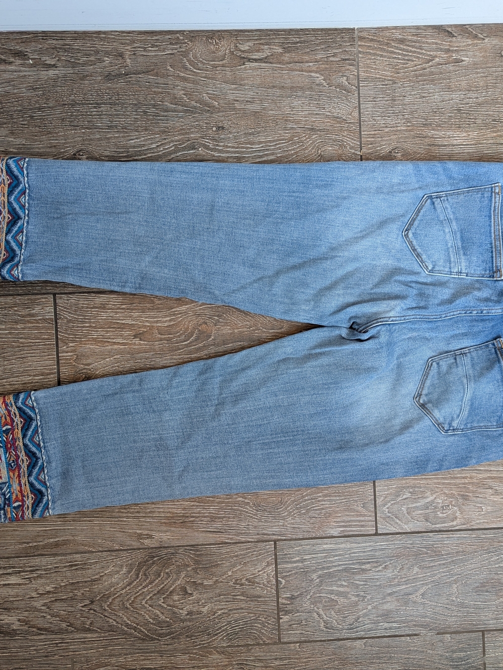 Driftwood Colette Jeans Size 30 Embroidered Cuffs Ankle Denim Colorful - Picture 2 of 9